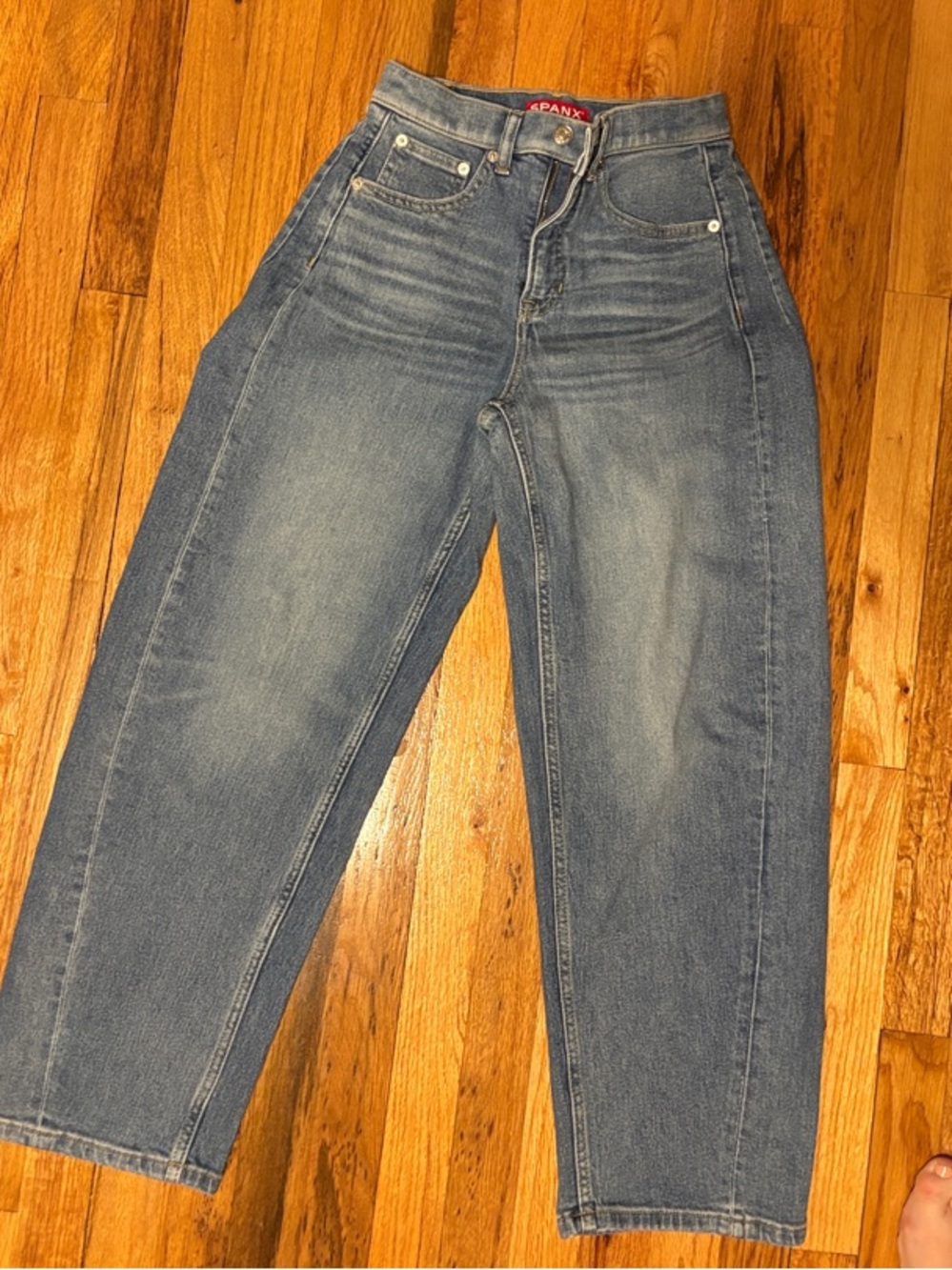 SPANX Women's Boyfriend Jeans - Light Blue Wash